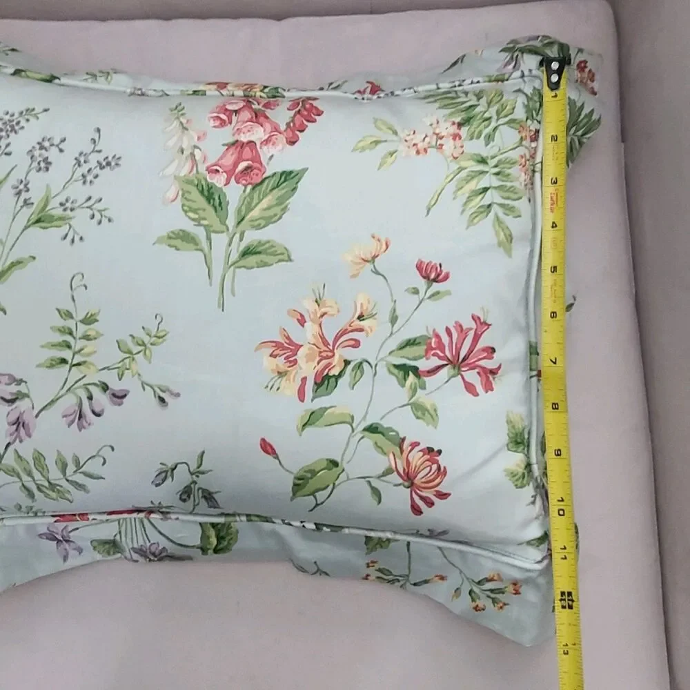 Pair (2) Peacock Alley Floral Pillows 20